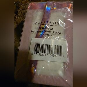 Anastasia Beverly Hills Iridescent Pink Luggage Tag